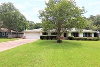 Building Photo - 880 Morning Glory Dr