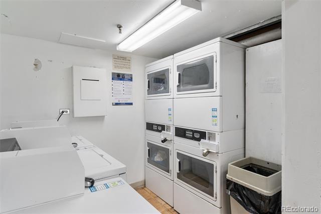 Building Photo - 1350 Josephine St