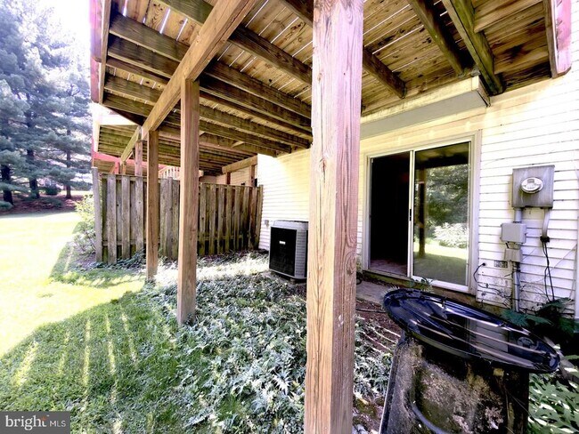 Building Photo - 10509 Smithy Ct