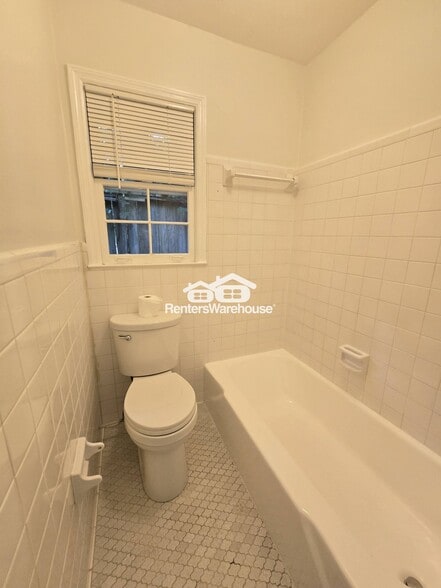 Building Photo - 4959 Demere Ct