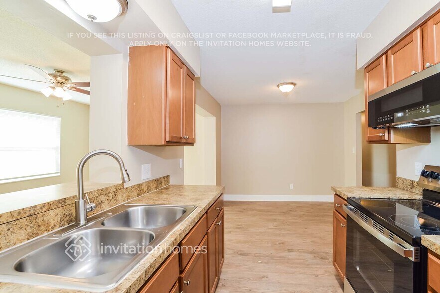Building Photo - 204 Briar Cliff Dr