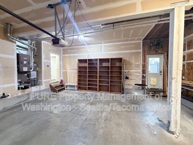 Building Photo - 1725 SW 346th Pl