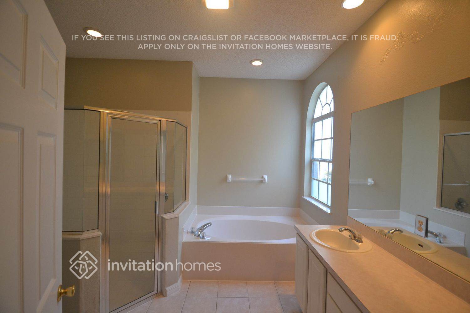 Building Photo - 388 Oak Springs Ct