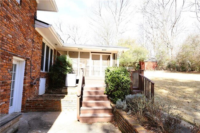 Building Photo - 1735 Moonstone Ct