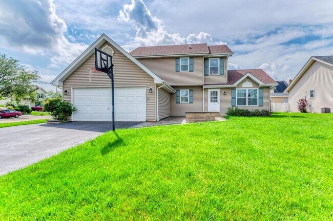Building Photo - 1413 Skylark Ln