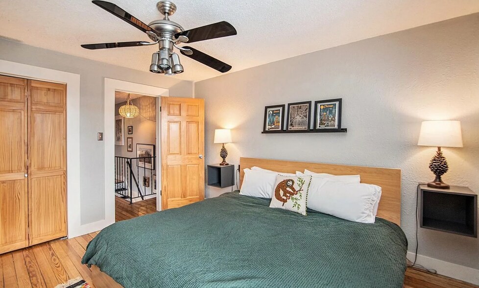 Building Photo - 121 E 8th Ave