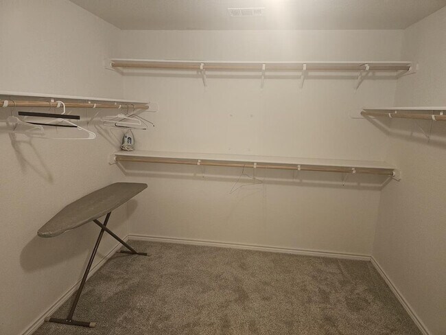 Building Photo - 2713 Montague County Dr