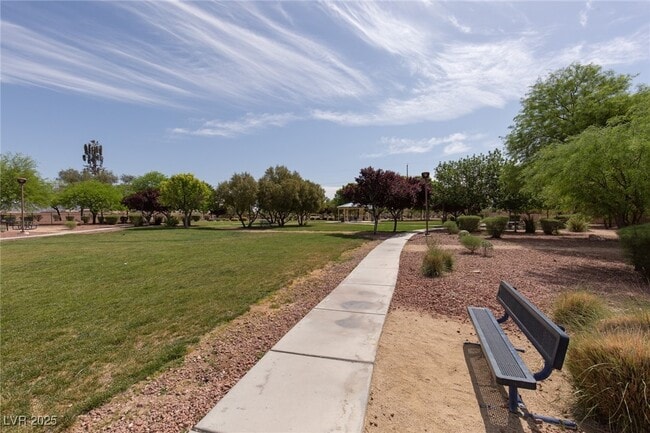 Building Photo - 3636 E Carisbrook Dr