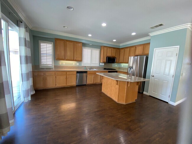 Building Photo - 28595 Autumn Ln