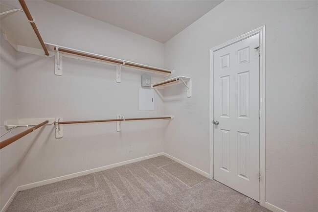 Building Photo - 21627 Cozy Hollow Ln