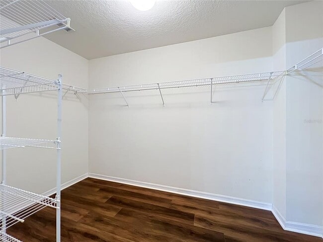 Building Photo - 1045 Willow Branch Dr