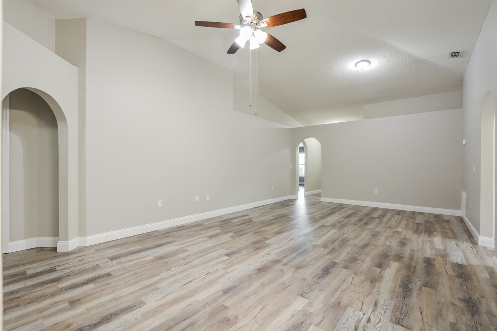 Building Photo - 3254 Erskine Dr