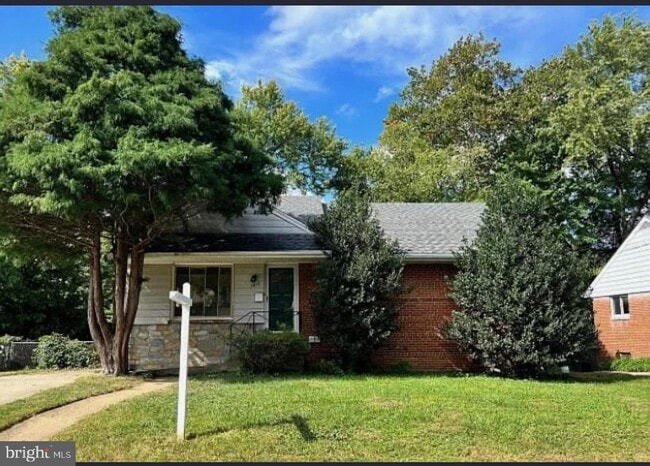 Building Photo - 1812 N Jackson St