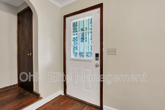Building Photo - 53 S Burgess Ave