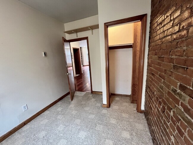 Building Photo - 88 E Brookline St