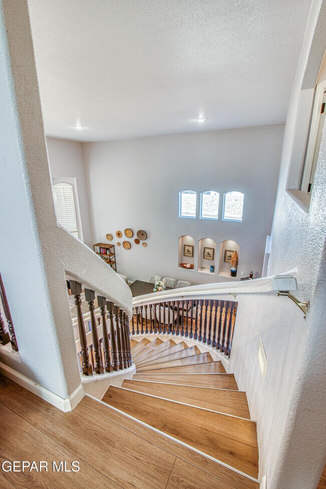 Building Photo - 6300 Franklin Trail Drive