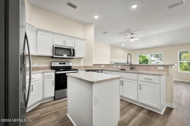 Building Photo - 2037 Piping Plover Way