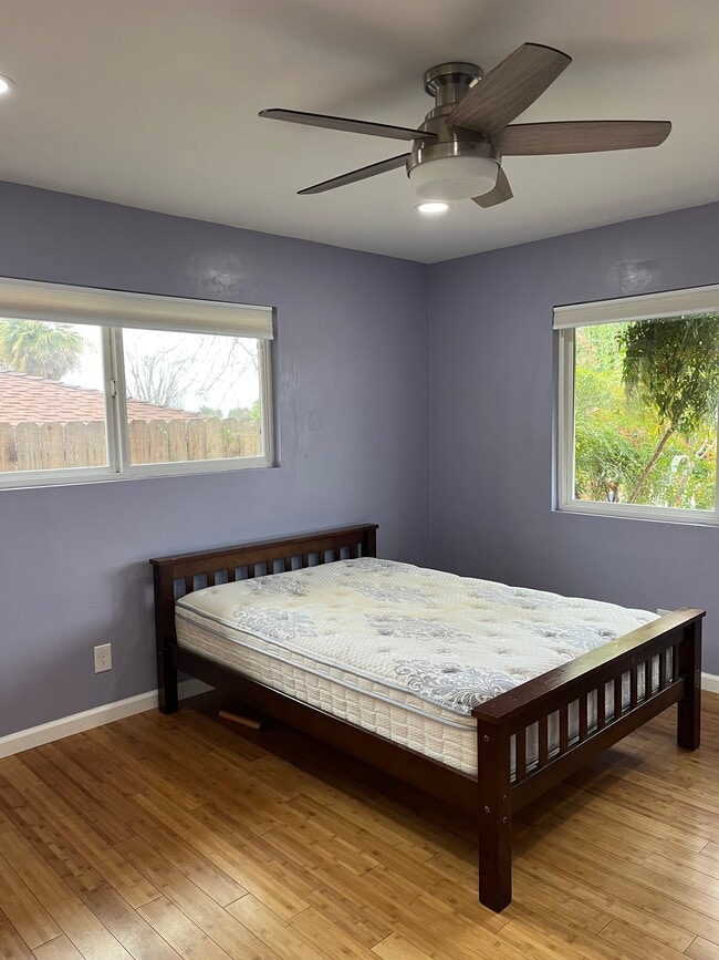 Building Photo - 5273 Montecito Dr
