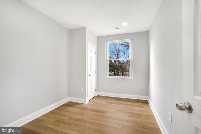 Building Photo - 3501 Erdman Ave