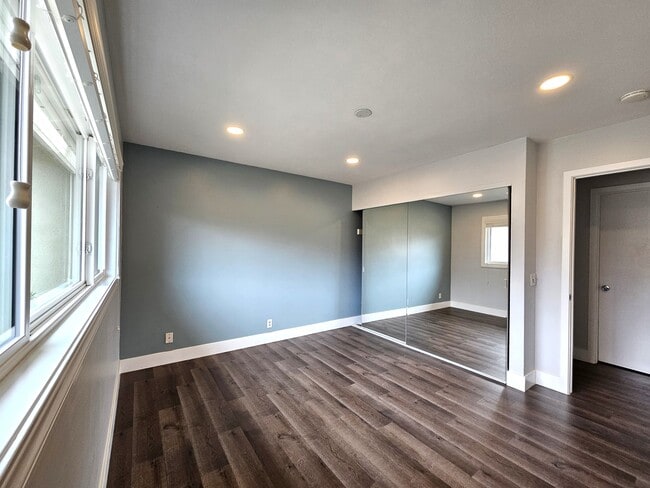 Building Photo - 9213 El Tango Cir