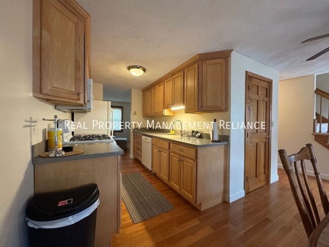 Building Photo - 38 Kimball Ave