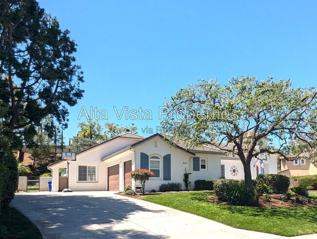 Building Photo - 9129 White Alder Ct