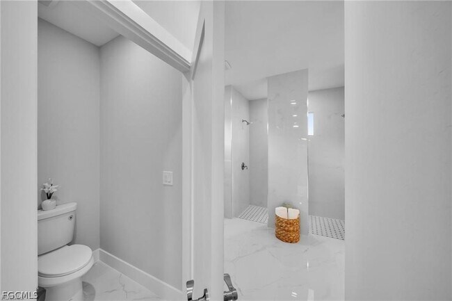 Building Photo - 3719 16th St W