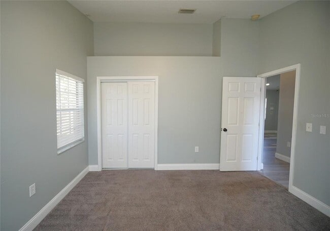 Building Photo - 2416 E Ida St