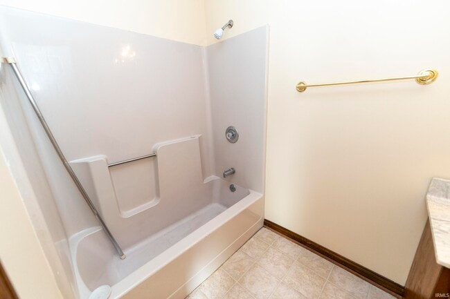 Building Photo - 5435 Kiowa Cir