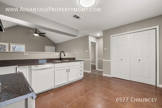 Building Photo - 6577 Chauncey-