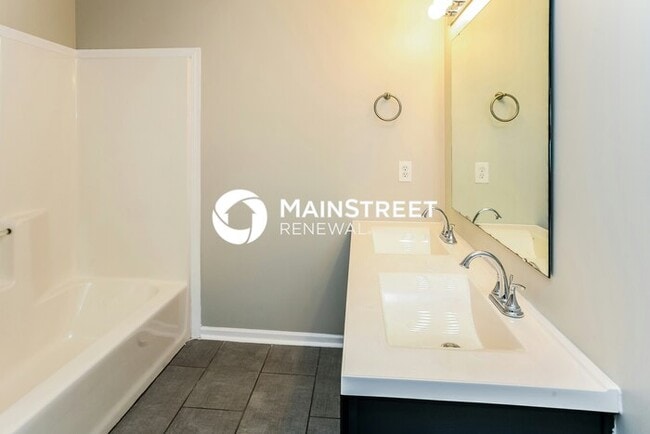 Building Photo - 4 Bedroom Pet-Friendly Home in Zionsville,...