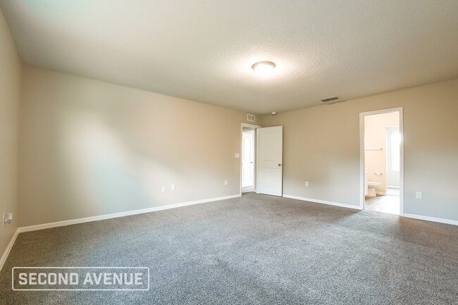 Building Photo - 208 Flounder Pl