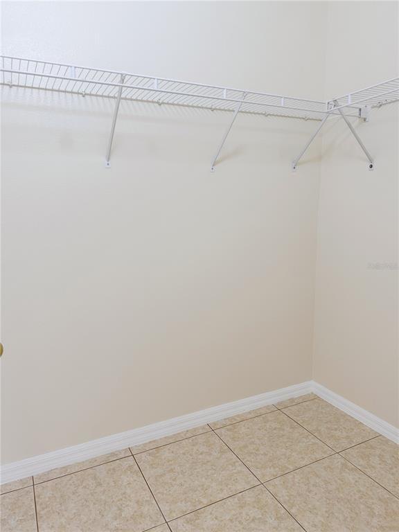 Building Photo - 4932 Bellthorn Dr