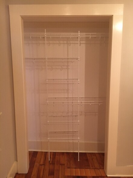 closet - 277 Pleasant St