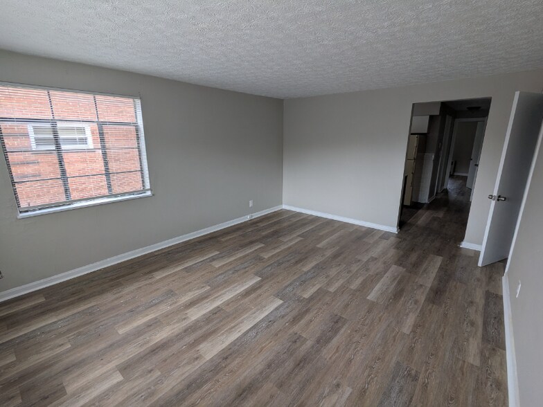 Building Photo - 2512 Rack Ct