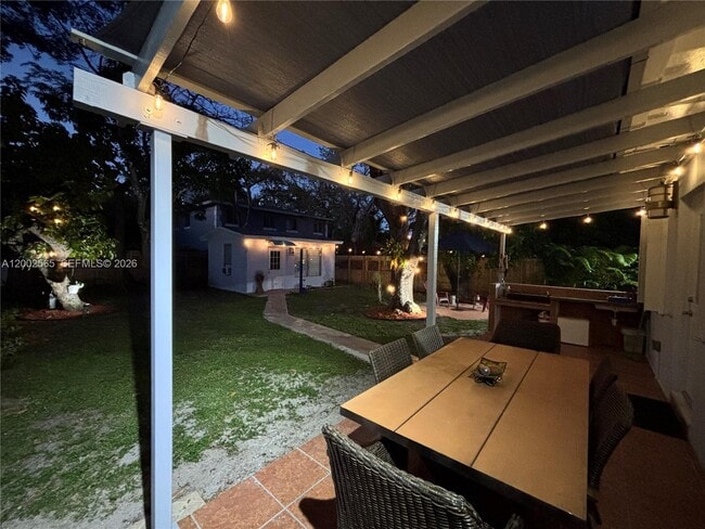 Building Photo - 151 NW 165th St