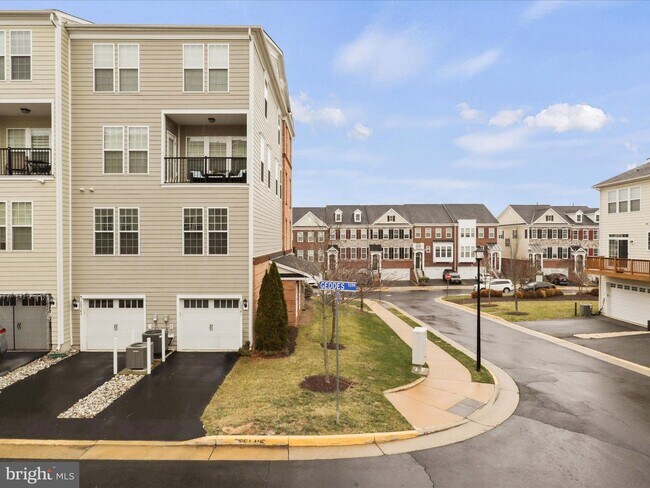 Building Photo - 20581 Geddes Ter