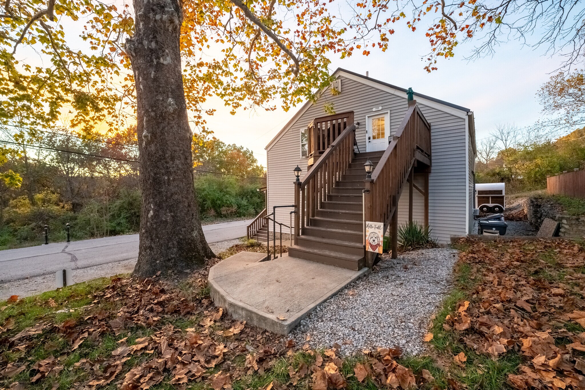 Building Photo - 1333 Saint Johns Ln