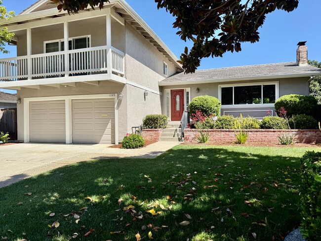 Building Photo - 1123 Lillick Dr