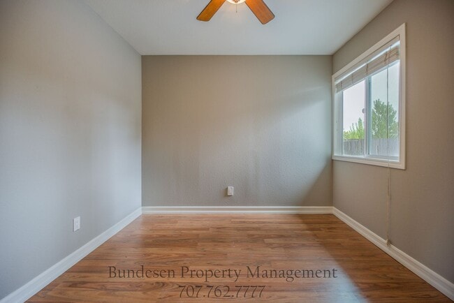 Building Photo - 746 Bonnie Ave