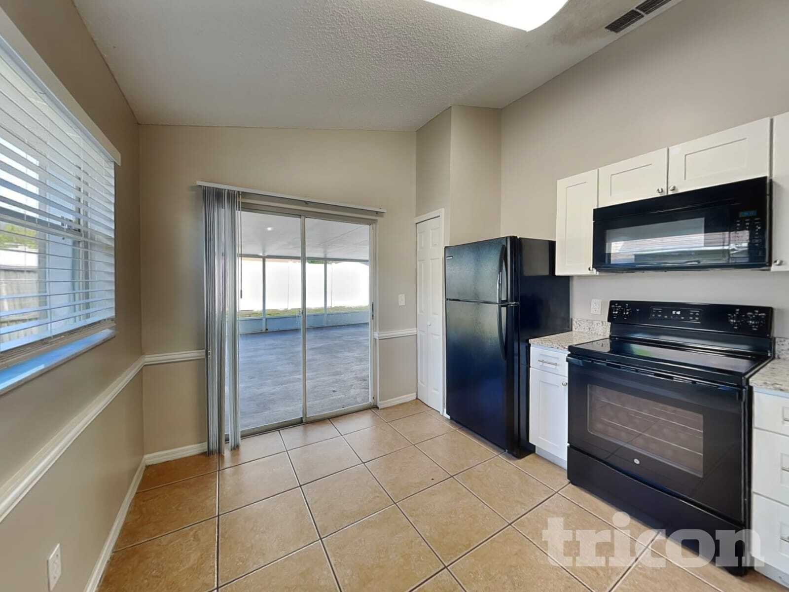 Building Photo - 9743 Red Clover Ave