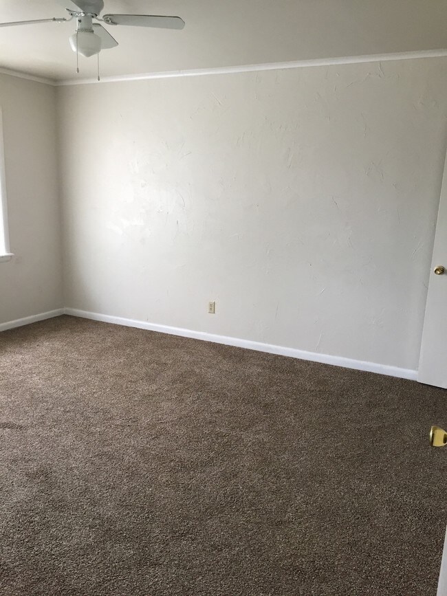 Capital View Apartments 702 NE 26th St Oklahoma City OK 73105