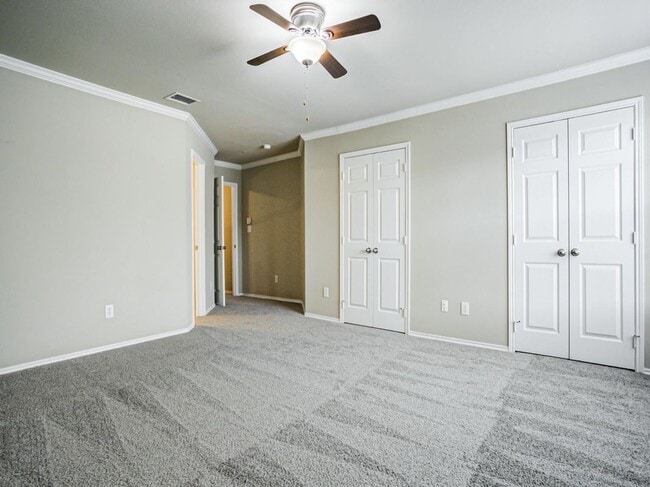 Building Photo - 4528 Sycamore Dr