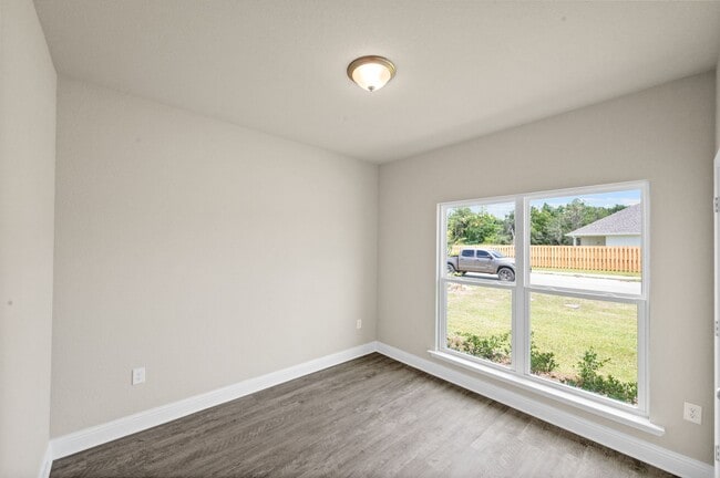 Building Photo - 431 Gemini St