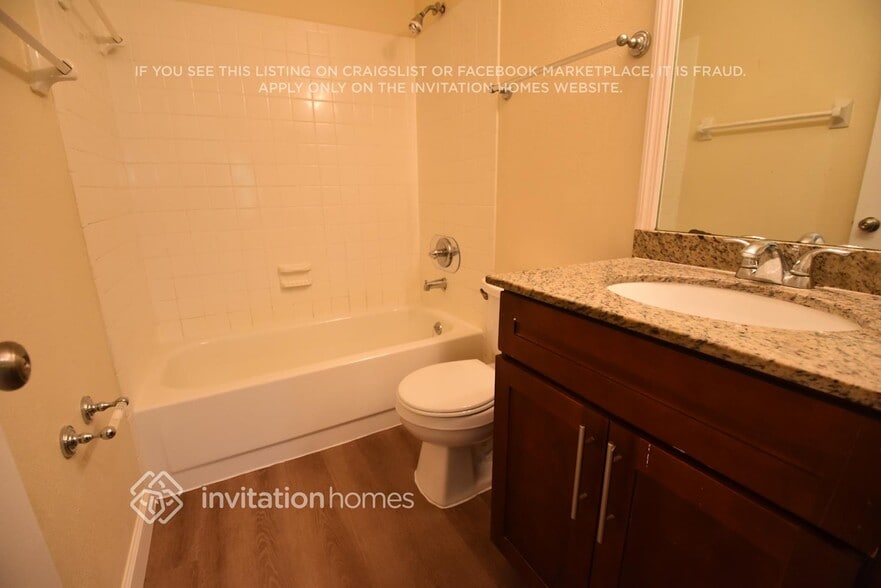 Building Photo - 1185 NW 90th Ln
