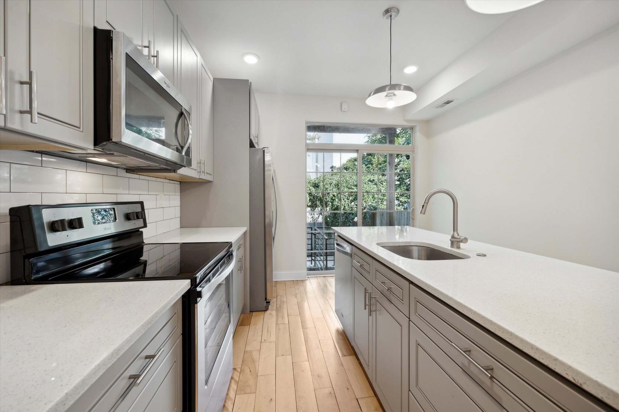 Building Photo - 1825 N Bouvier St