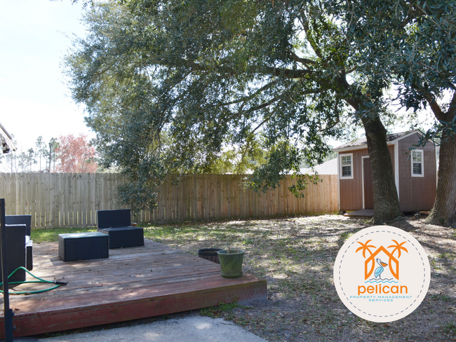 Building Photo - Charming 3-Bedroom Home with Fenced Yard, ...