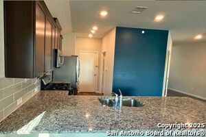 Building Photo - 1043 Raceland Rd