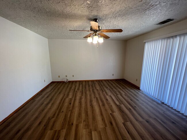 Building Photo - 16306 Kasota Rd