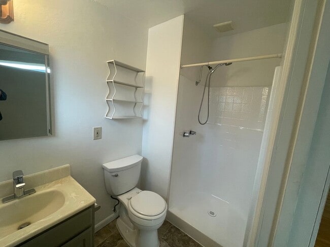 Building Photo - $3,590 / 3 BR - 1509 SF - VERY NICE MISSIO...